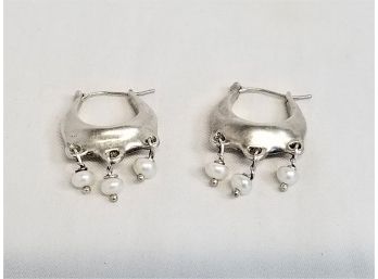 925 Sterling Silver Hoop Earrings With Three Dangling Fresh Water Pearls