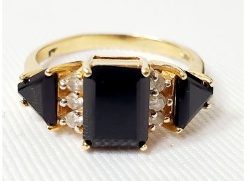 Beautiful 14k Yellow Gold, Onyx & Diamond Ladies Ring - Size 7