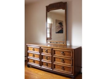 Thomasville Mid Century Vanity Dresser With Mirror