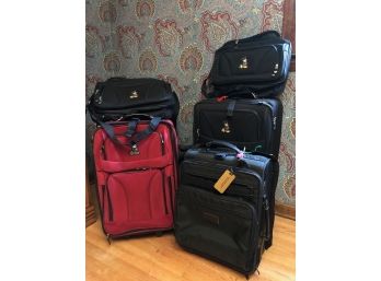 Luggage  - 7 Bags!  Rolling By Pathfinder And Disney Store