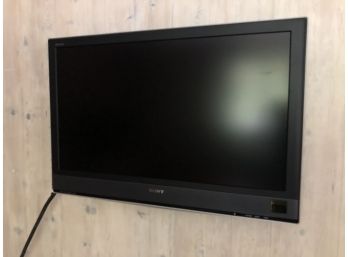 A 40' Sony HD TV And Wall Mount