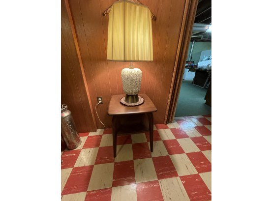 MID CENTURY MODERN LAMP AND TABLE