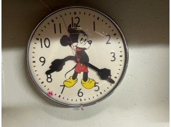 MICKEY MOUSE CLOCK (1960S)