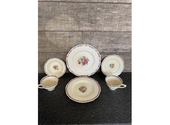 Royal Ducol Fine China Incomplete Set 32 Pieces
