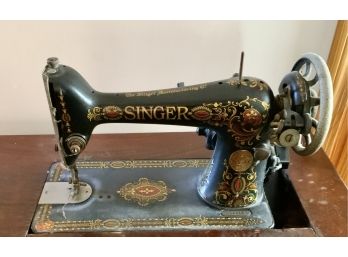 Antique Singer Sewing Machine W/cabinet -  Graphics Look Like New