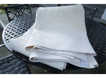 Williams Sonoma Off-white Boutis Tablecloth