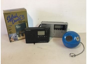 Vintage Radio Collection Including Panasonic, Grundig & More