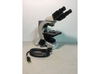 Accuscope 3002 Series Microscope