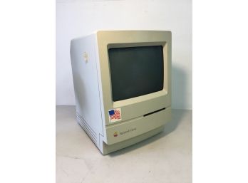 Vintage Macintosh Classic Computer M0420