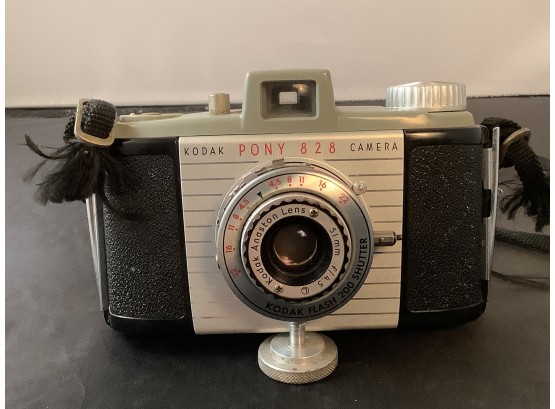 Vintage Kodak Pony 828 Camera