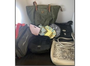Wonderful Collection Of Ten Stylish Hand & Travel Bags - Large Ralph Lauren, Dana Buchman, Estee Lauder
