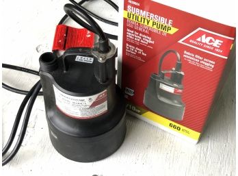 Utility Sump Pump 1/10 Horse Power (Used Once)