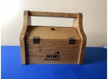 Kiwi Shoe Groomer Box With Accessories