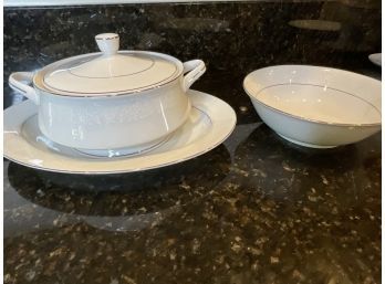 Lovelace China Service For 12