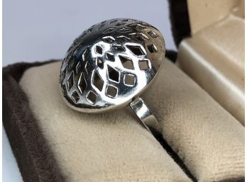 Nice Vintage Sterling Silver / 925 Dome / Mushroom Ring - Very Nice Piece - Light & Airy Design - NICE !