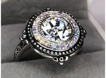 Fabulous Antique Style Sterling Silver / 925 Round Ring With White Topaz Encircled With Iridescent Stones