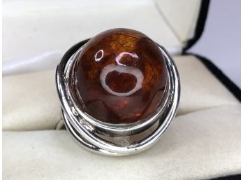 Fabulous Vintage Sterling Silver / 925 Dome Ring With GENUINE AMBER - Very Pretty Vintage Ring GREAT LOOK !