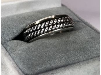 Beautiful Vintage Sterling Silver / 925 Ring - Unisex - With Double Rope Design - Very Nice Vintage Ring