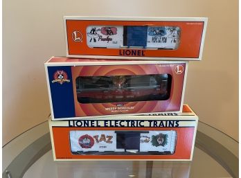 Lionel  Tasmanian Devil Boxcar, Speedy Gonzales Missile Flatcar, Pepe Le Pew And Penelope Train Box Car