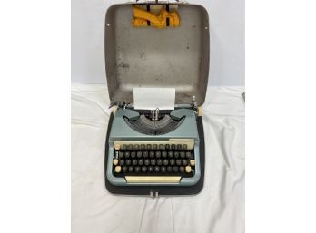 Imperial Good Companion Typewriter