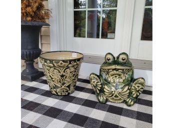 Frog And Pot - Matching Outdoor Planting Set.