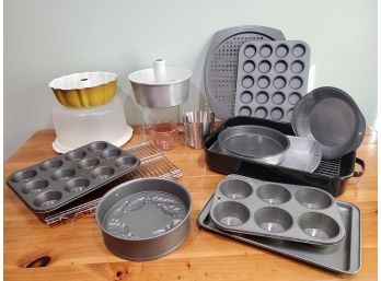Bakeware & Cookware Pans And More