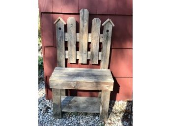 Adorable Wooden Bench With Birdhouse Motif
