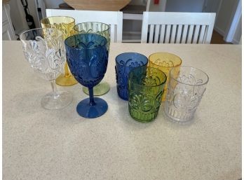 8 Plastic Cups, 2 Sets