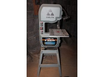 Delta 10 Inch Bandsaw With Blades
