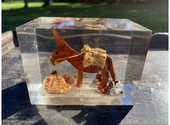 Clearfloat Horse Acrylic Paperweight