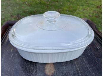 Corning Wear Dish With Lid