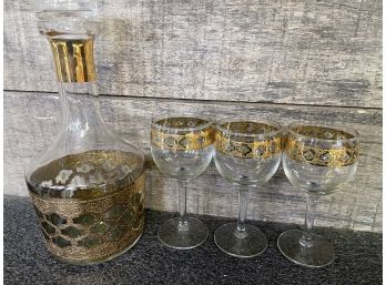 Mid Century Modern 22k Gold Culver Valencia Moroccan Decanter And Glasses Set