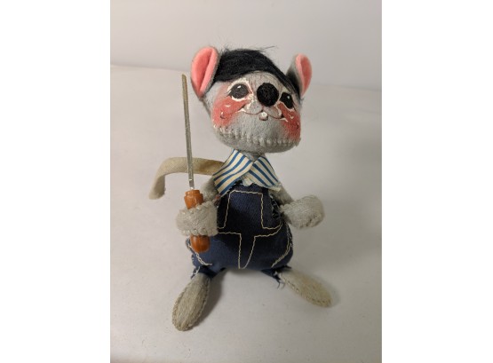 Annalee Doll: 1965 Worker Mouse - Meredith, New Hampshire  With Original Cloth Tag