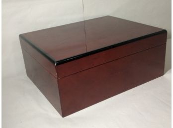 Savoy Humidor With Dark Exterior Stain, Brass Fittings