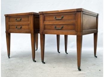 A Pair Of Vintage Nightstands By Carlton House Furniture