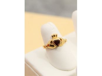 14k Yellow Gold Garnet Irish Claddagh Ring