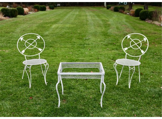 Mid Century White Wrought Iron Target Arrow Round Mesh Chairs And  Cabriole Side Table