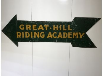 Fantastic Vintage GREAT HILL RIDING ACADEMY Tin Arrow Sign - Green With Yellow Letters - Great Worn Paint