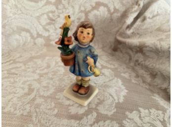 Vintage Hummel Figure Of A Girl With A Horn 17/0, 1971