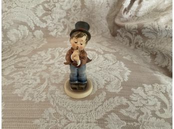 Vintage Hummel Figure Of A Boy Playing The Horn '85/0'