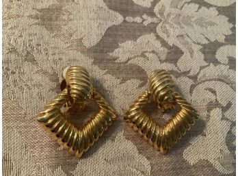 Vintage Geometric Shaped Gold Tone Earrings - Lot# 52