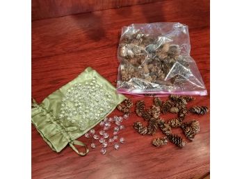 Arts & Crafts Lot Of Natural Baby Pine Cones & Glass Crystals For Stringing