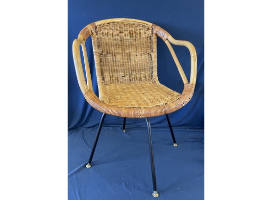 Mid Century Modern Wicker Rattan Rotating Chair