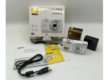 NIKON Coolpix S6800 W/box & Instructions