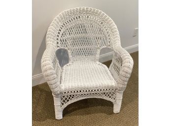 A Vintage White Wicker Chair - 31'w X 29'd X 34'h