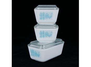 Pyrex Butterprint Amish Fridgie Refrigerator Set Of 3 Milk Glass With Turquoise Print