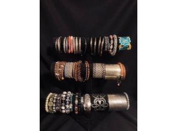 Large Grouping Of Ladies Bracelets (45ct)