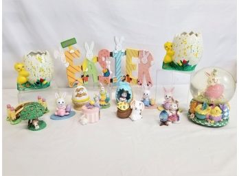Large Selection Of Fifteen Easter Figurines