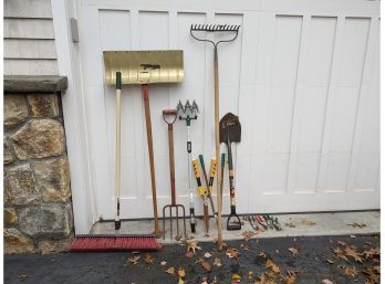 Landscaping Tools Lot