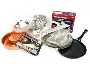 Party Baking Cookware Lot